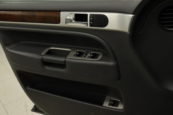 Volkswagen Touareg, 3.0 л, АТ, 2007 фото 14