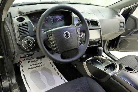 SsangYong Kyron, 2.0 л, АТ, 2012 фото 9