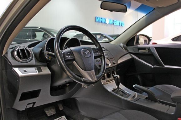 Mazda 3, 1.6 л, АТ, 2011 фото 2