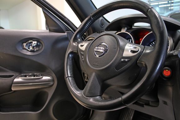 Nissan Juke, 1.6 л, Вариатор, 2013 фото 1