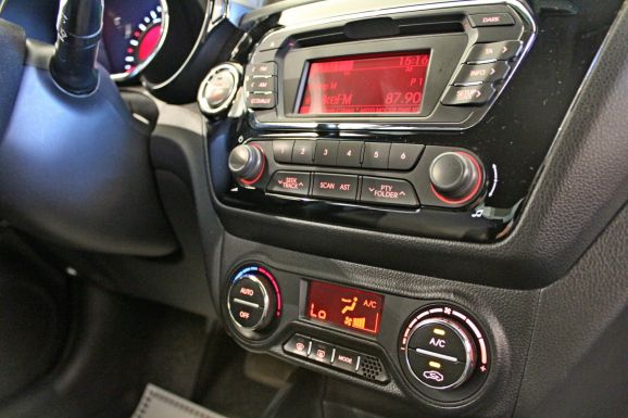 Kia Rio, 1.6 л, АТ, 2013 фото 9