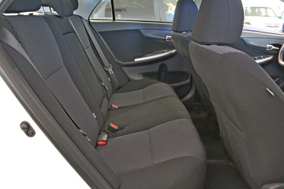 Toyota Corolla, 1.6 л, АТ, 2012 фото 8