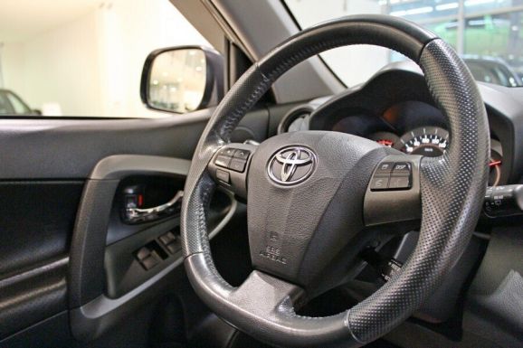 Toyota RAV4, 2.0 л, Вариатор, 2011 фото 10