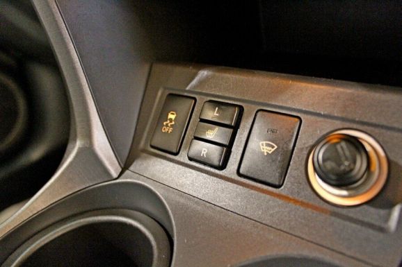 Toyota RAV4, 2.0 л, Вариатор, 2011 фото 11