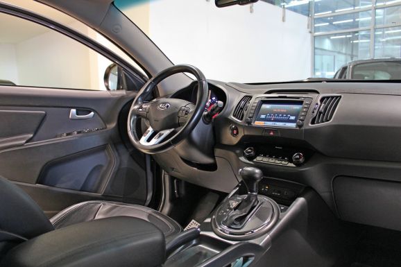 Kia Sportage, 2.0 л, АТ, 2013 фото 7