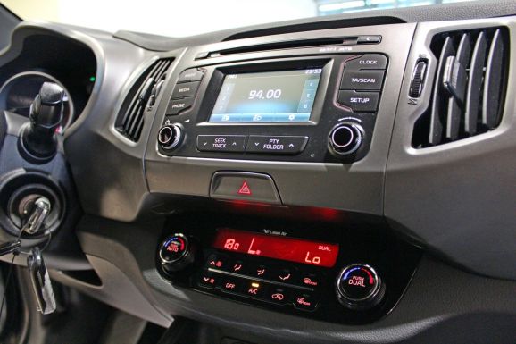 Kia Sportage, 2.0 л, АТ, 2014 фото 9