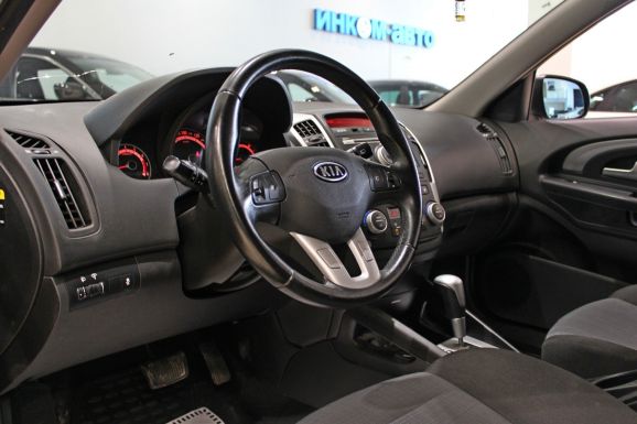 Kia Ceed, 1.6 л, АТ, 2010 фото 2