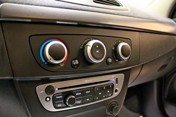 Renault Fluence, 1.6 л, Вариатор, 2014 фото 1