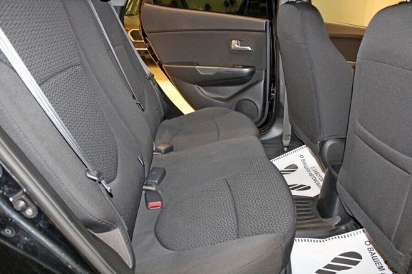 Kia Rio, 1.6 л, АТ, 2012 фото 8