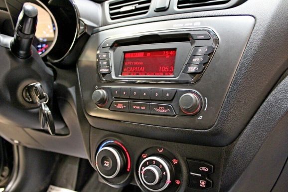 Kia Rio, 1.6 л, АТ, 2012 фото 9