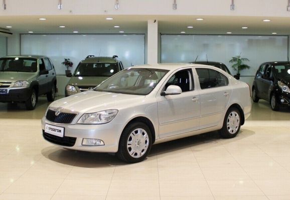 Skoda Octavia, 1.8 л, АТ, 2012 фото 3