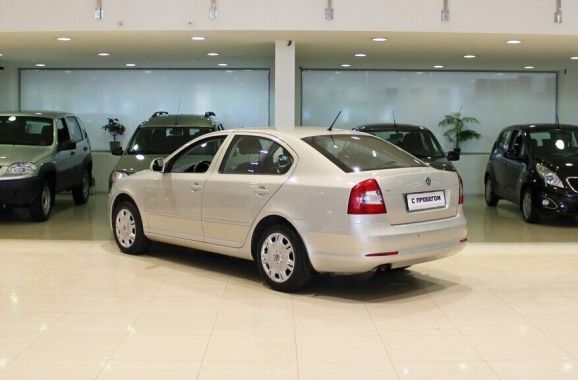 Skoda Octavia, 1.8 л, АТ, 2012 фото 4