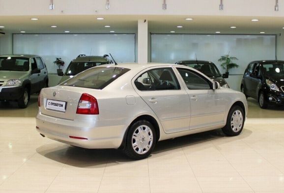 Skoda Octavia, 1.8 л, АТ, 2012 фото 6