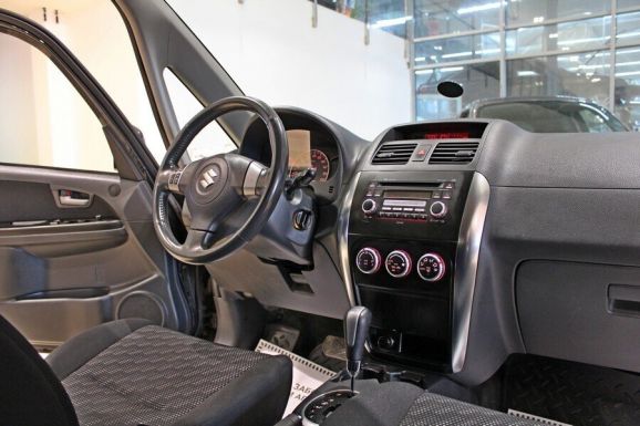 Suzuki SX4, 1.6 л, АТ, 2009 фото 7