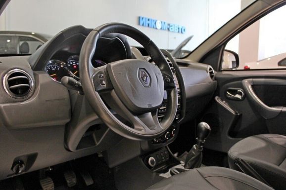 Renault Duster, 1.5 л, МТ, 2015 фото 1