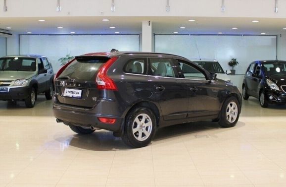 Volvo XC60, 2.4 л, АТ, 2011 фото 6