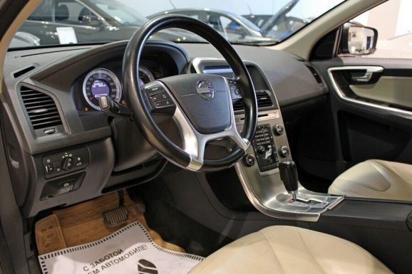 Volvo XC60, 2.4 л, АТ, 2011 фото 11