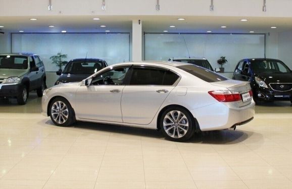 Honda Accord, 2.4 л, АТ, 2014 фото 5
