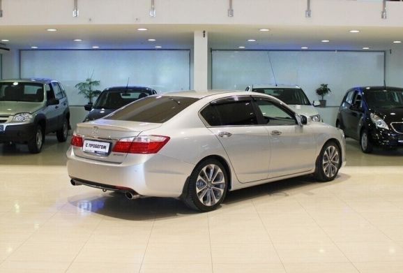 Honda Accord, 2.4 л, АТ, 2014 фото 6