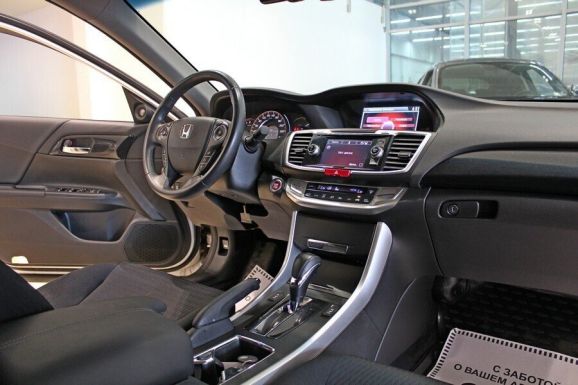 Honda Accord, 2.4 л, АТ, 2014 фото 7
