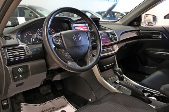 Honda Accord, 2.4 л, АТ, 2014 фото 2