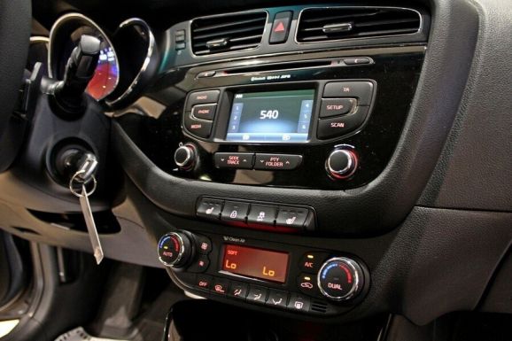 Kia Ceed, 1.6 л, АТ, 2015 фото 8