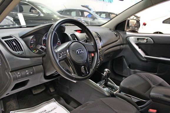 Kia Cerato, 1.6 л, АТ, 2012 фото 1