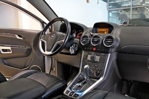 Opel Antara, 2.4 л, АТ, 2012 фото 7