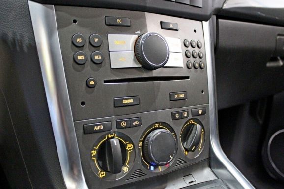 Opel Antara, 2.4 л, АТ, 2012 фото 1