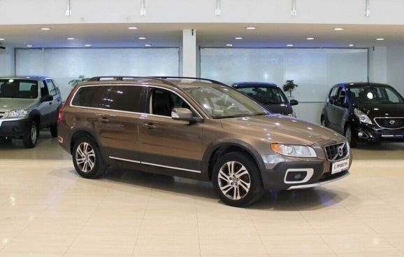 Volvo XC70, 2.4 л, АТ, 2012 фото 4
