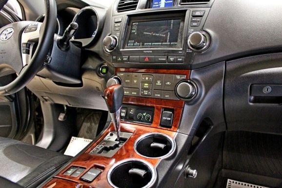 Toyota Highlander, 3.5 л, АТ, 2013 фото 10