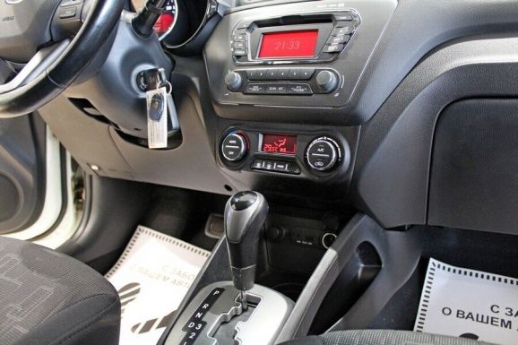 Kia Rio, 1.6 л, АТ, 2013 фото 10