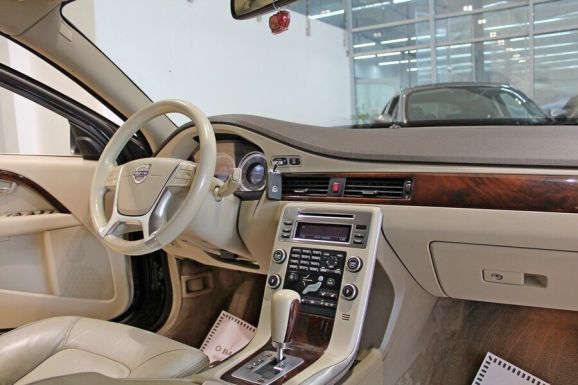 Volvo XC70, 2.4 л, АТ, 2011 фото 7