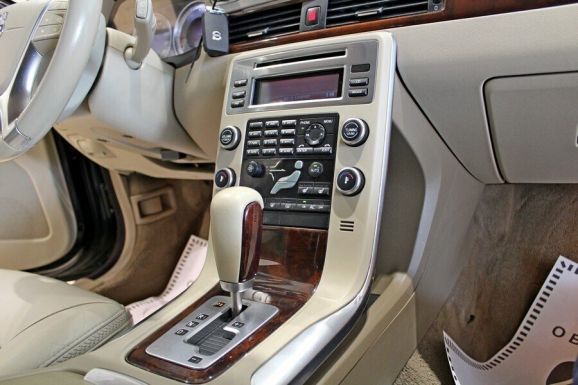 Volvo XC70, 2.4 л, АТ, 2011 фото 9