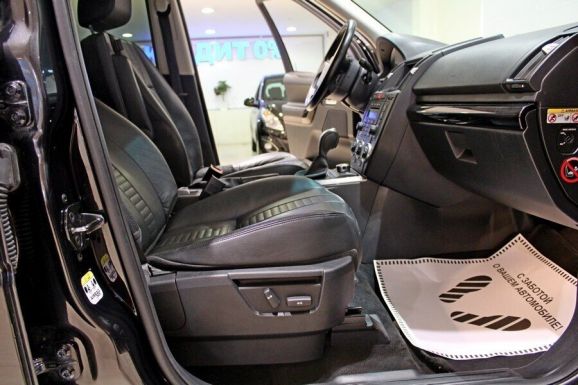 Land Rover Freelander, 2.2 л, АТ, 2013 фото 9