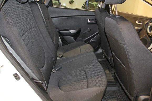 Kia Rio, 1.4 л, МТ, 2016 фото 8