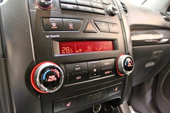 Kia Sorento, 2.4 л, АТ, 2010 фото 2