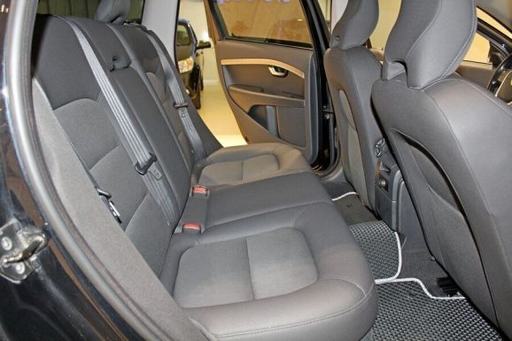 Volvo XC70, 2.4 л, АТ, 2010 фото 8