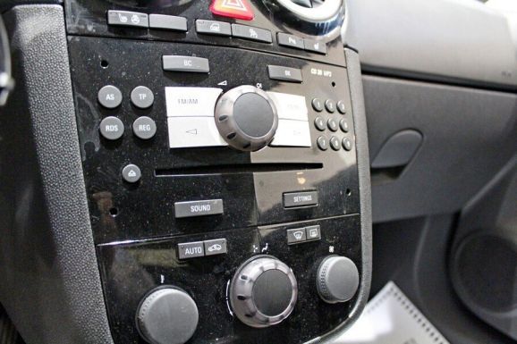 Opel Corsa, 1.4 л, АТ, 2013 фото 2