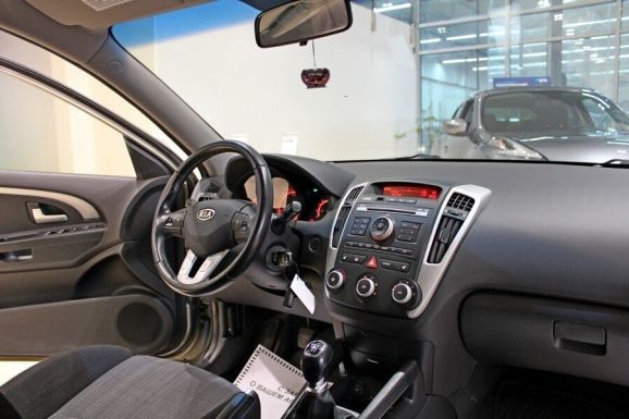 Kia Ceed, 1.6 л, МТ, 2012 фото 7