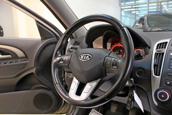 Kia Ceed, 1.6 л, МТ, 2012 фото 2
