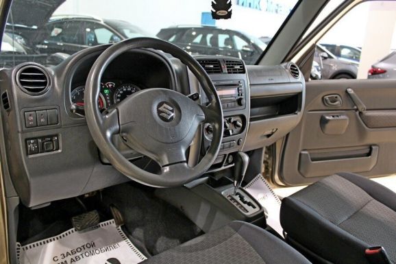 Suzuki Jimny, 1.3 л, АТ, 2011 фото 2