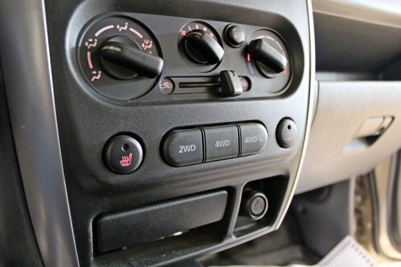 Suzuki Jimny, 1.3 л, АТ, 2011 фото 1