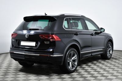 Volkswagen Tiguan, 2.0 л, РКПП, 2018 фото 4