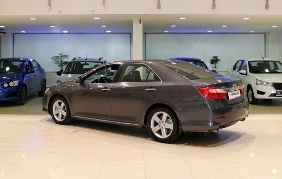 Toyota Camry, 3.5 л, АТ, 2014 фото 5