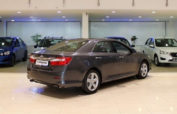 Toyota Camry, 3.5 л, АТ, 2014 фото 6