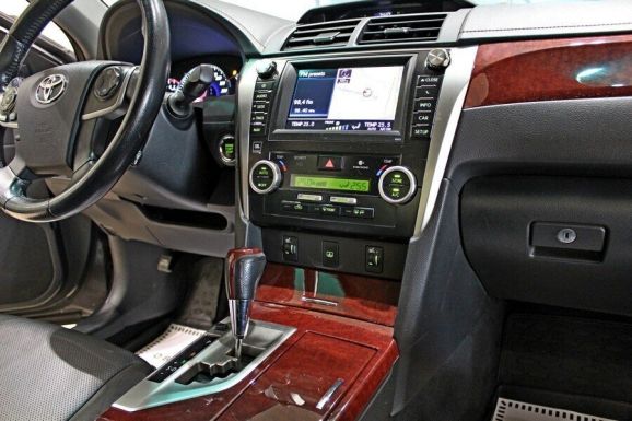 Toyota Camry, 3.5 л, АТ, 2014 фото 9