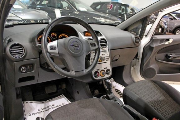 Opel Corsa, 1.4 л, АТ, 2013 фото 1