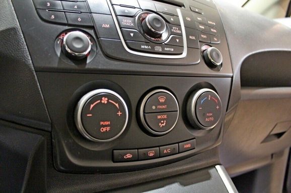 Mazda 5, 2.0 л, АТ, 2013 фото 2