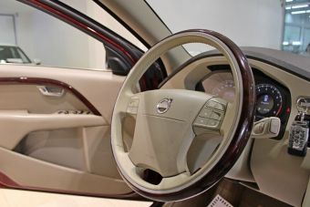 Volvo XC70, 3.2 л, АКПП, 2011 фото 11